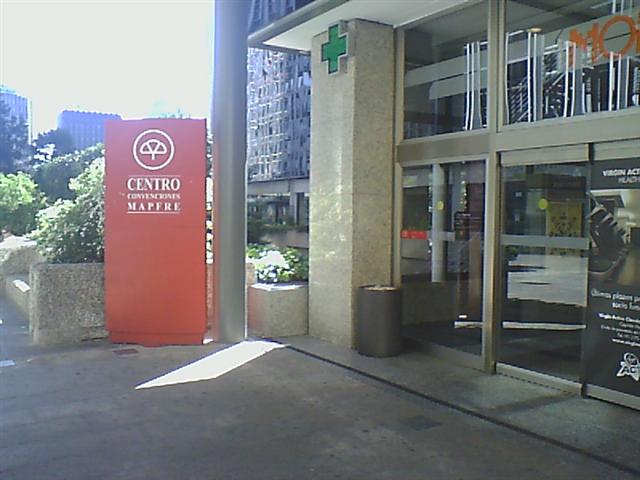 entrada Centro Convenciones Mapfre